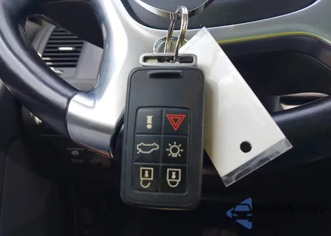 2012 Volvo Xc60 3.2 Platinum/3.2 Premier/3.2 Premier Plus/3.2L from USA, damaged, VIN YV4952DZ8C2259936